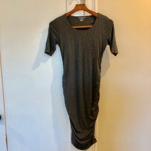 A pea in the pod gray maternity dress XS